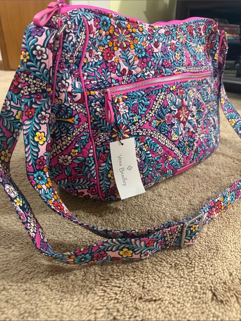 WOW POSHMARK - Authentic Vera Bradley NWT Iconic Large On The Go Crossbody!